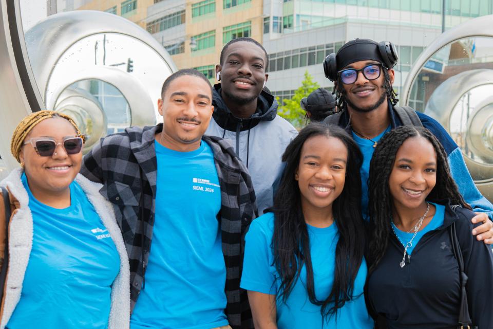 group of SIEML students at Chase Center