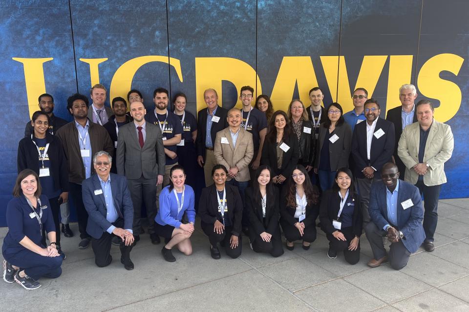 Six teams with 18 students from Colorado State University; University of California, Riverside; Sacramento State University; University of California, Chico; University of California, Berkely; and UC Davis participated in the 2nd Annual Food & Ag Business Challenge. 